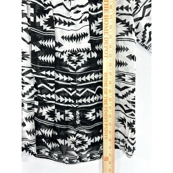 New Directions Aztec Southwestern Top Pleated Sheer Keyhole Black & White Sz L - Picture 6 of 9